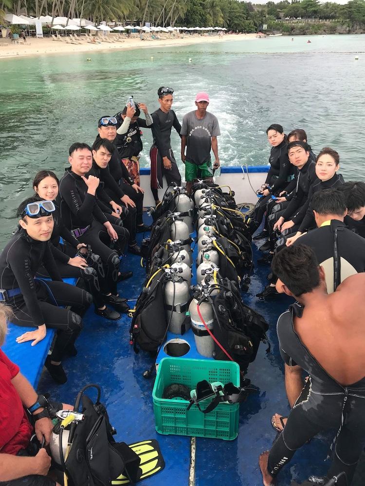 Baywatch Dive Resort パングラオ エクステリア 写真